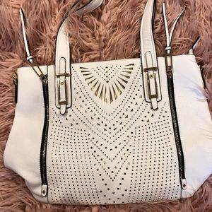 Cute New w/o tags white shoulder bag